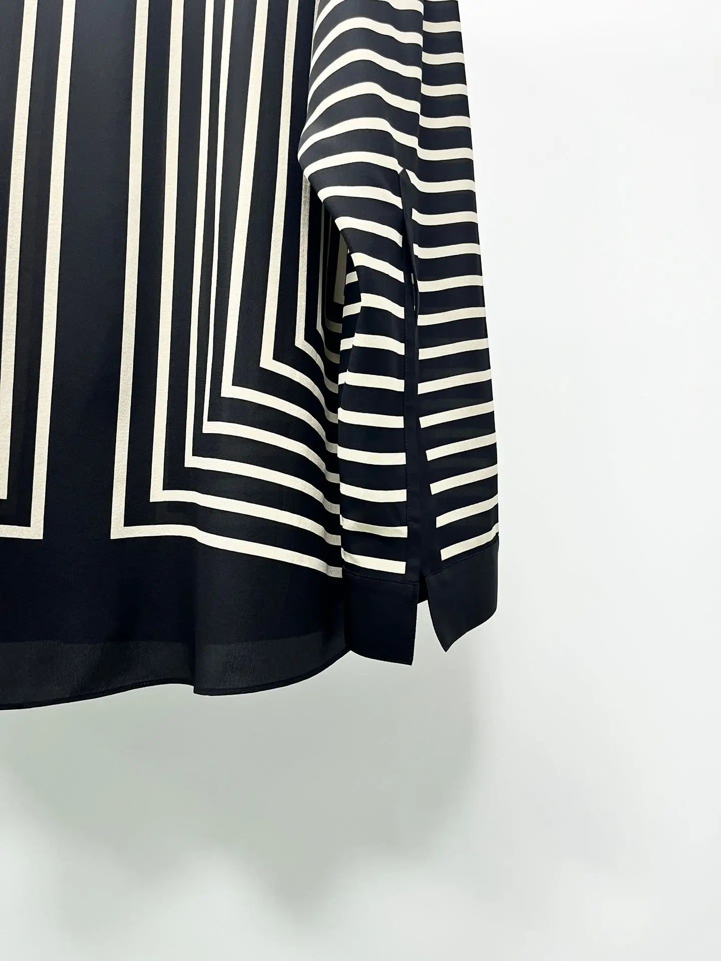 Monogram Silk – Scarf-Print Blouse