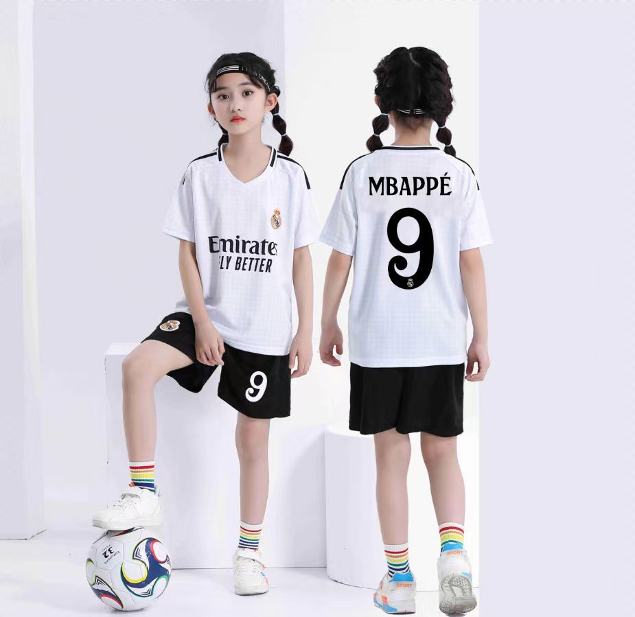 Mbappé Kids Football Kit - Real Madrid